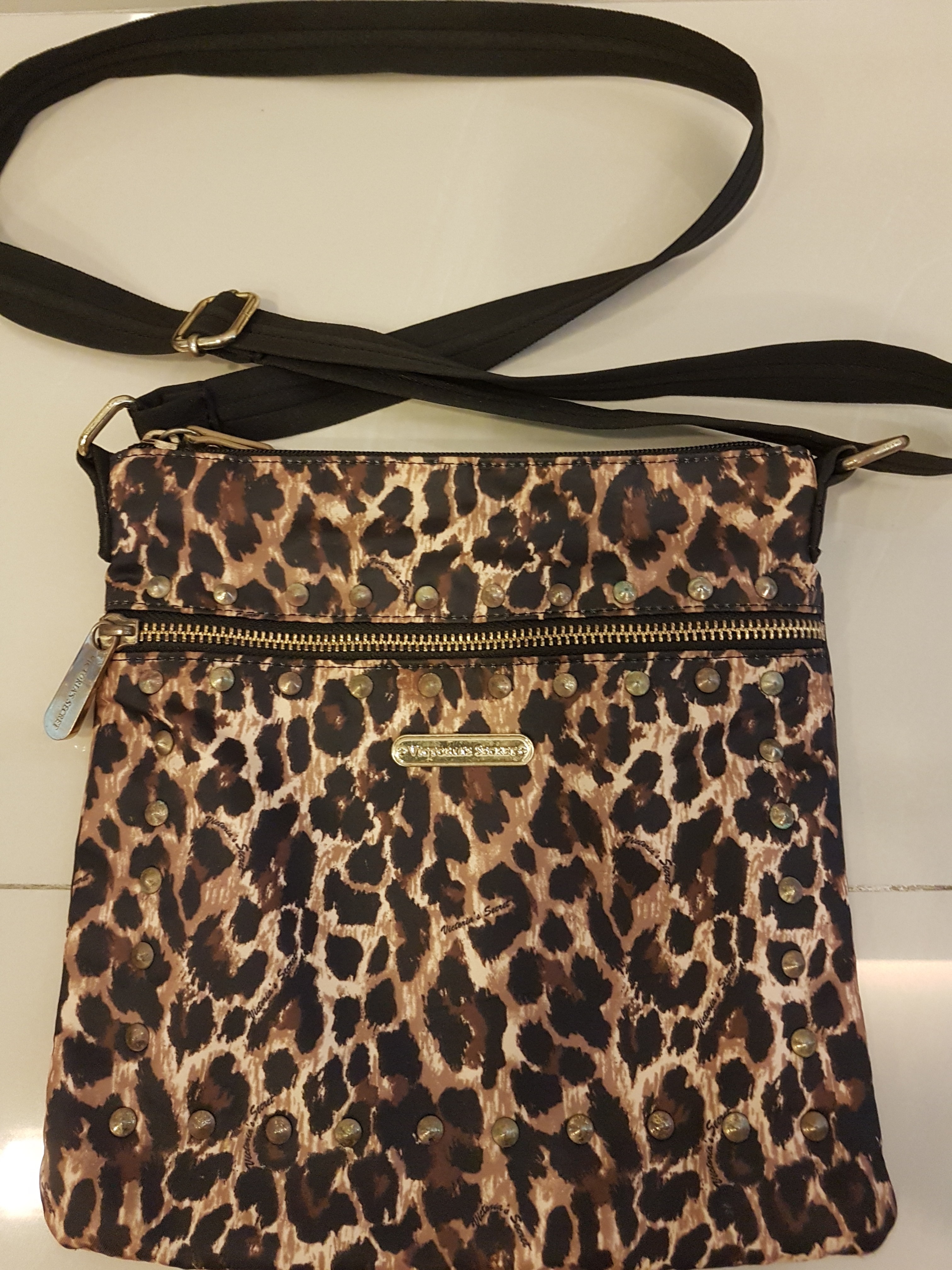 Victorias Secret Limited Sexy Leopard Wild Weekender Tote Bag, Large