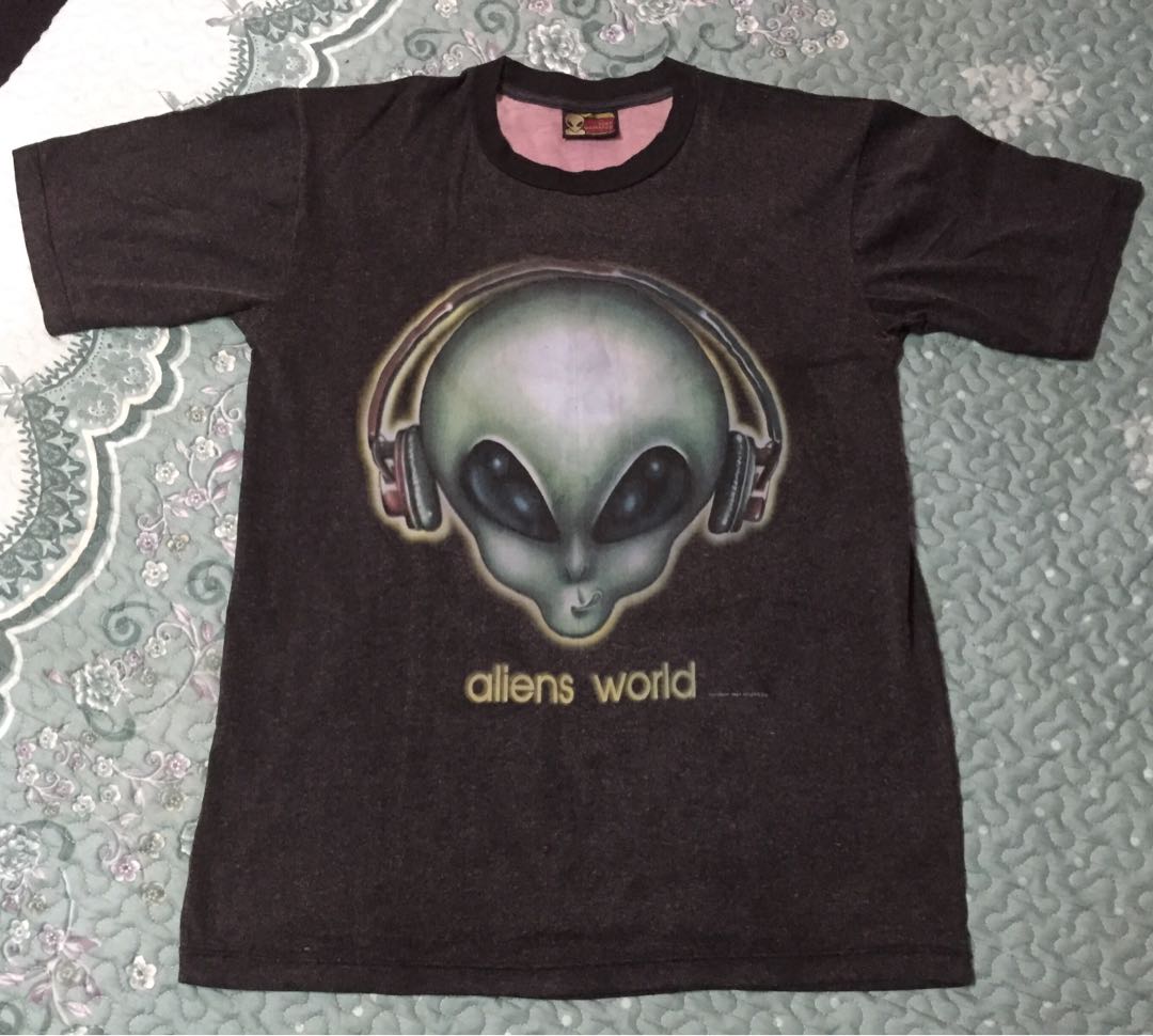 Vintage Alien Workshop T Shirt Men S Fashion Clothes Tops On Carousell