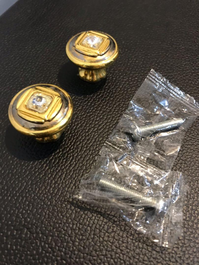 Vintage Cabinet Drawer Pulls Knobs In Antique Gold With Crystal Includes Screws Home Furniture Home Tools And Accessories On Carousell