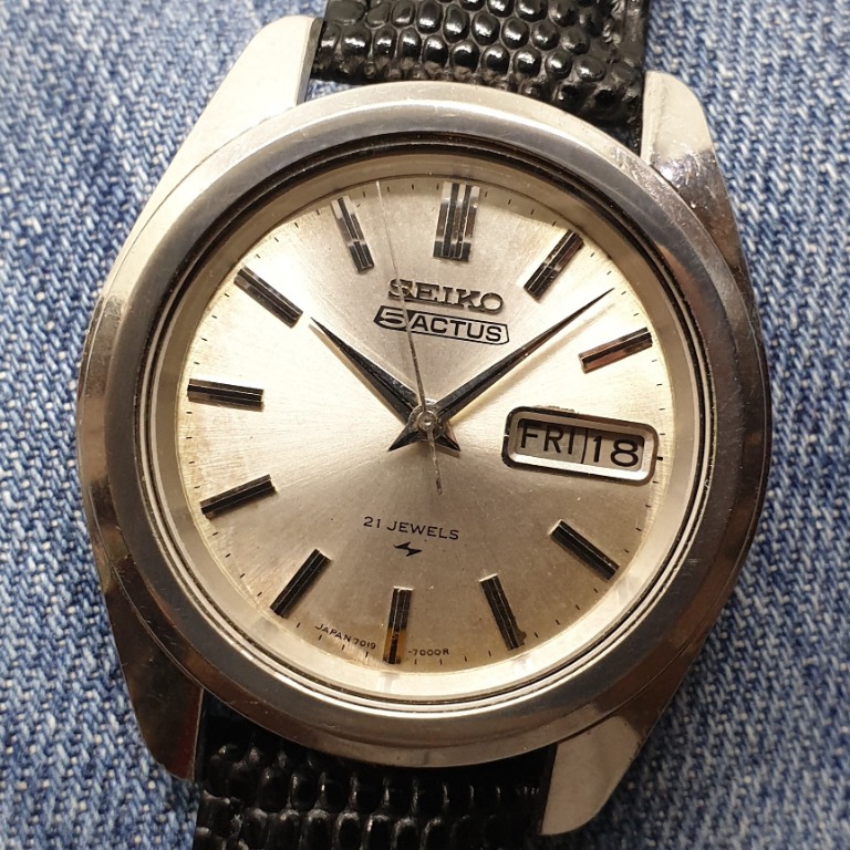 Vintage Seiko 5 Actus 7019-7040 21 Jewels Automatic Watch, Women's Fashion,  Watches & Accessories, Watches on Carousell