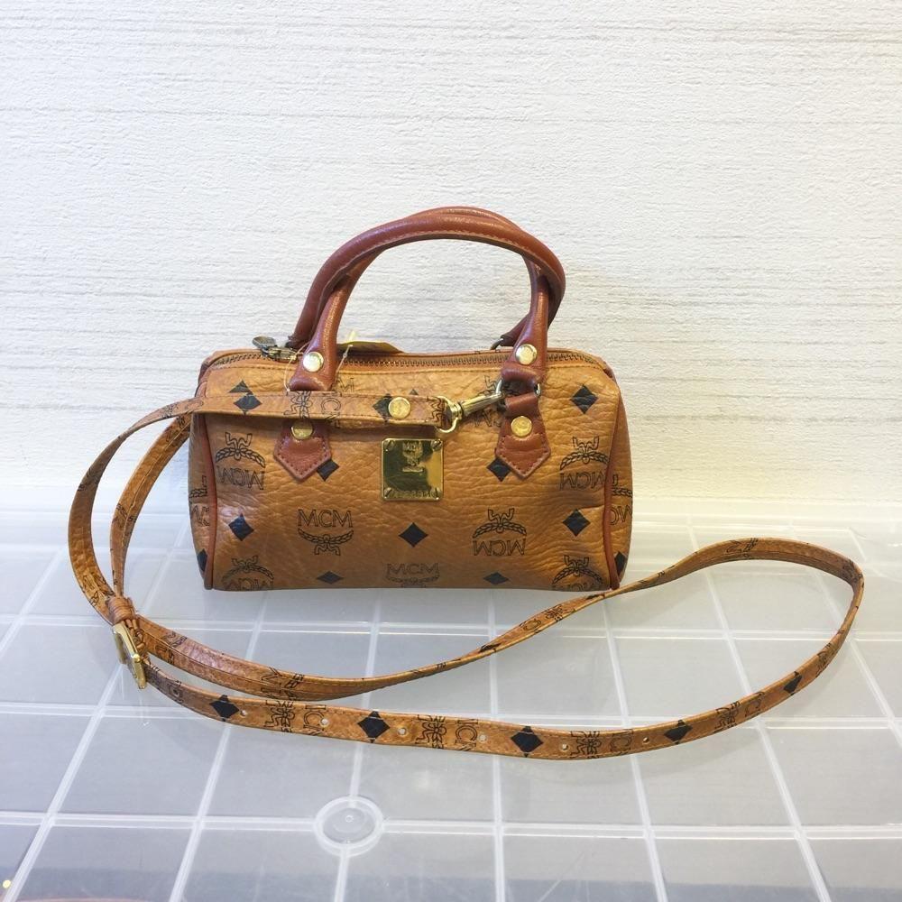 05124 Japanese second-hand luxury MCM shoulder bag messenger, Luxury,  Apparel on Carousell