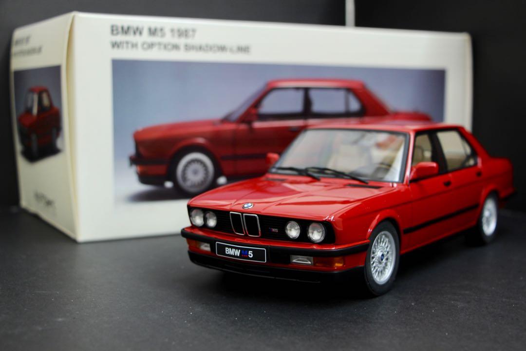 1/18 Autoart BMW M5 1987 with option shadow line, 興趣及遊戲