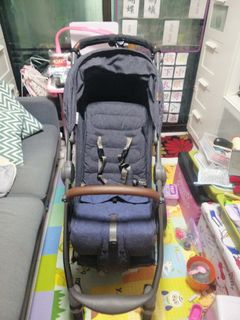 （分類：）位於 。 由 avanana 提交（商品編號 1022061498，圖片 1）。簡介： 。