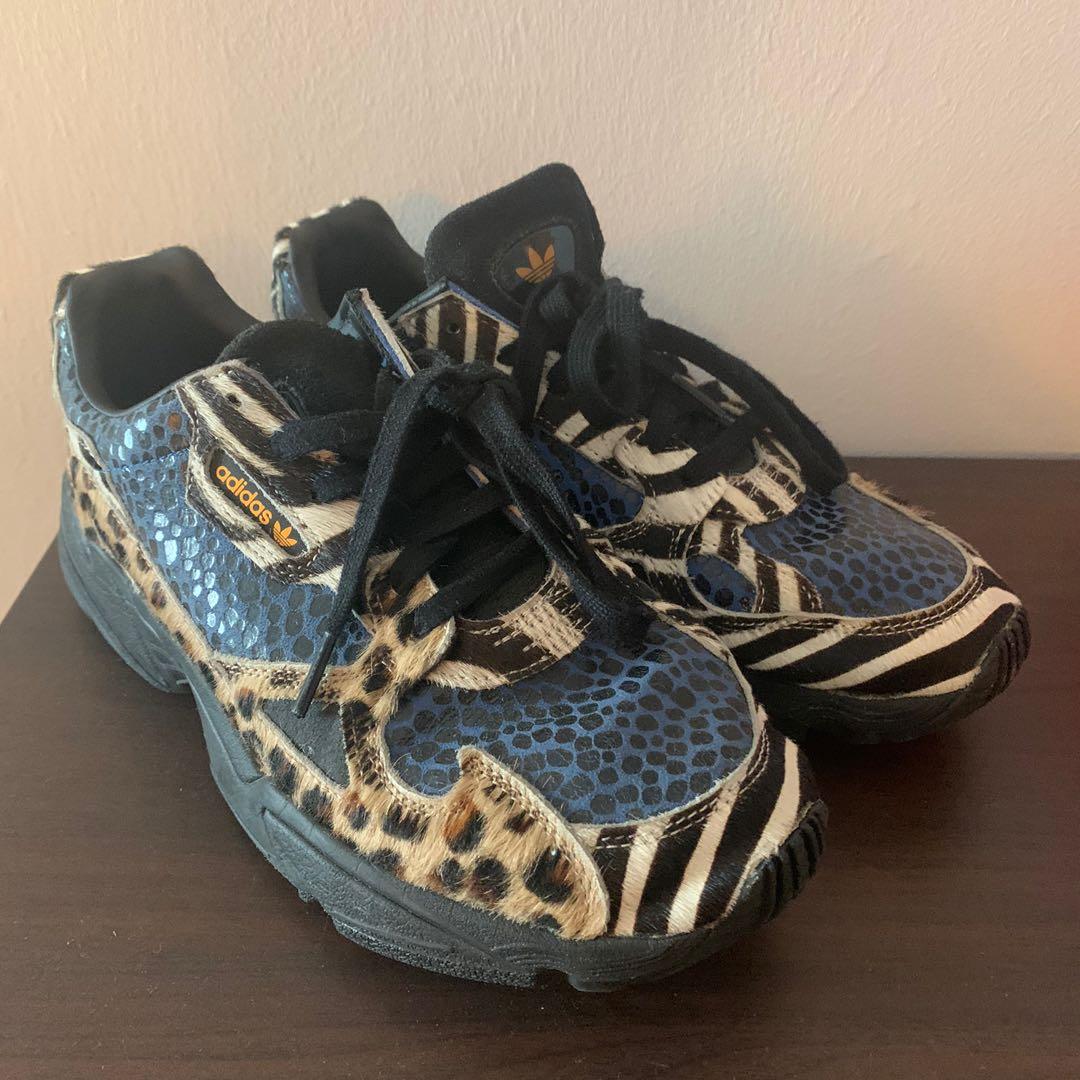 adidas cheetah print tennis shoes