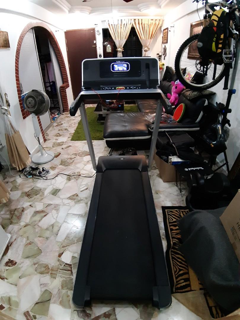 Aibi I tread (treadmill not moving error 1), Sports Equipment, Exercise