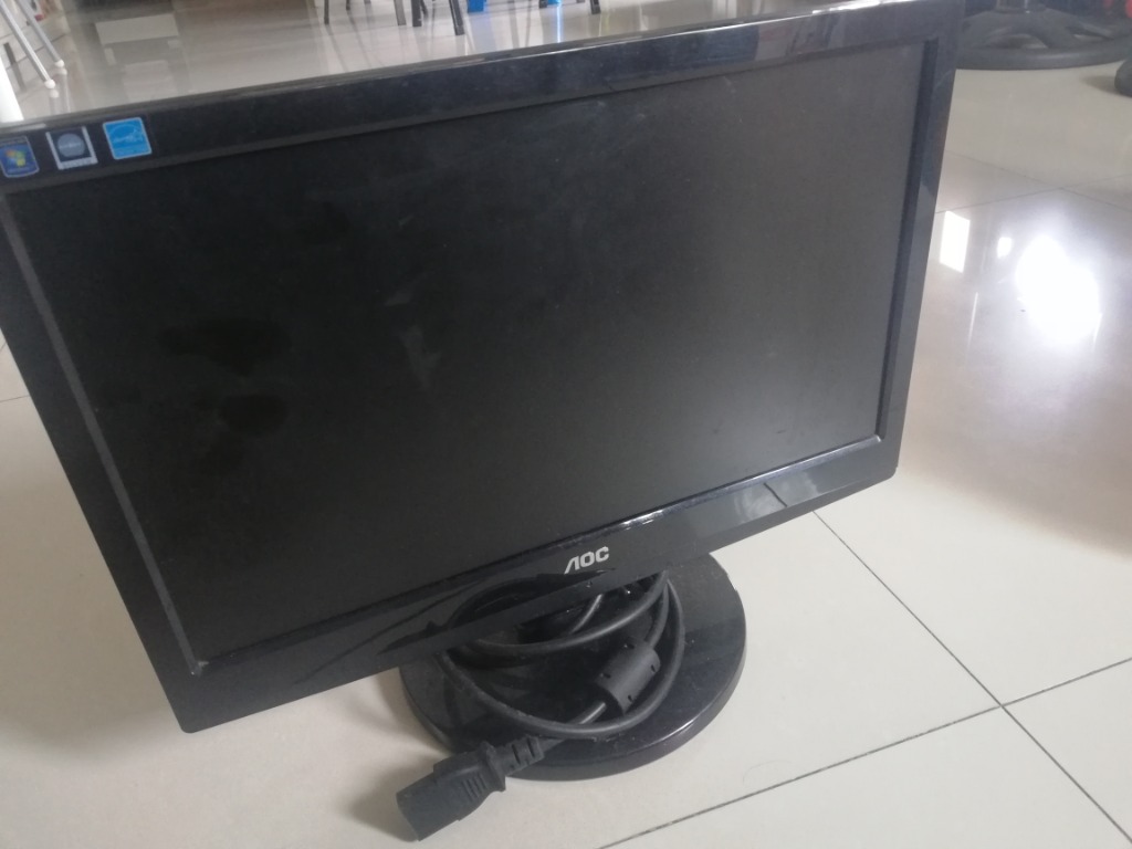 AOC MONITOR 21 inch LCD wide-screen - £10.00 | PicClick UK