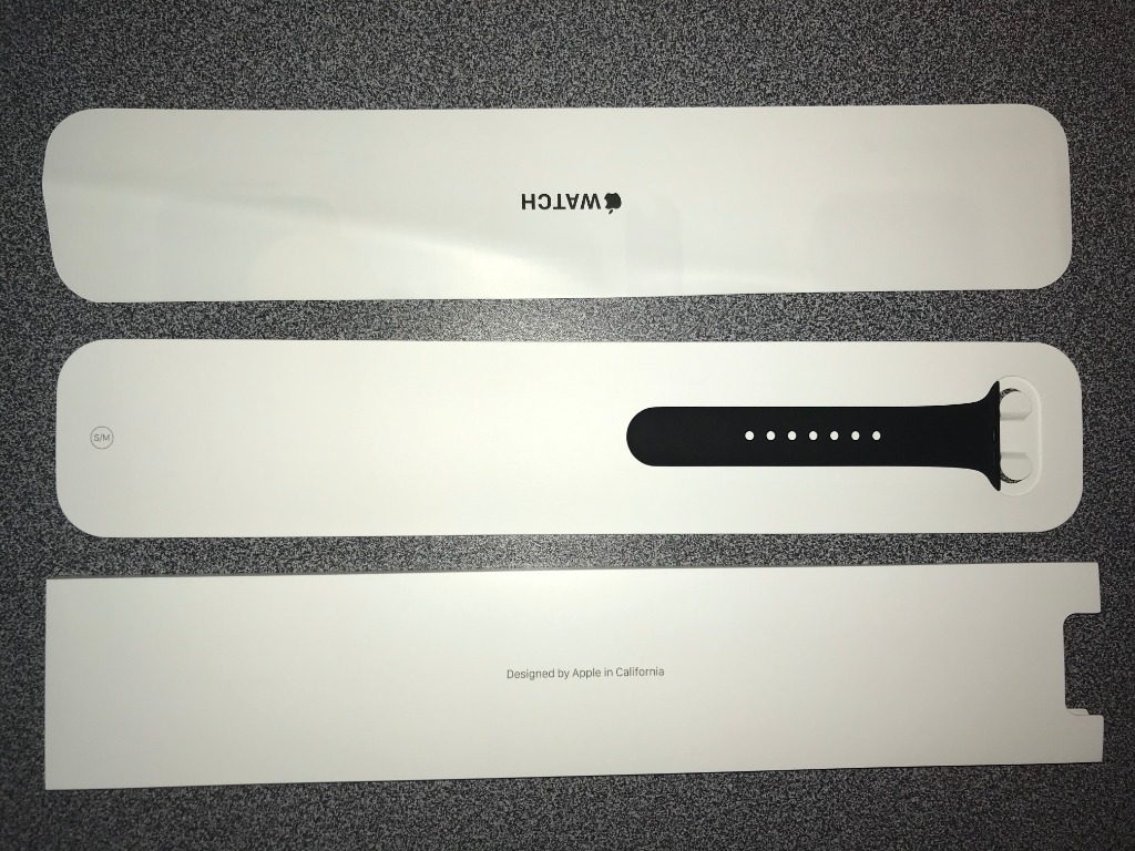 Apple Watch Series 3 42mm Space Gray Aluminum Black Sports Band (GPS)