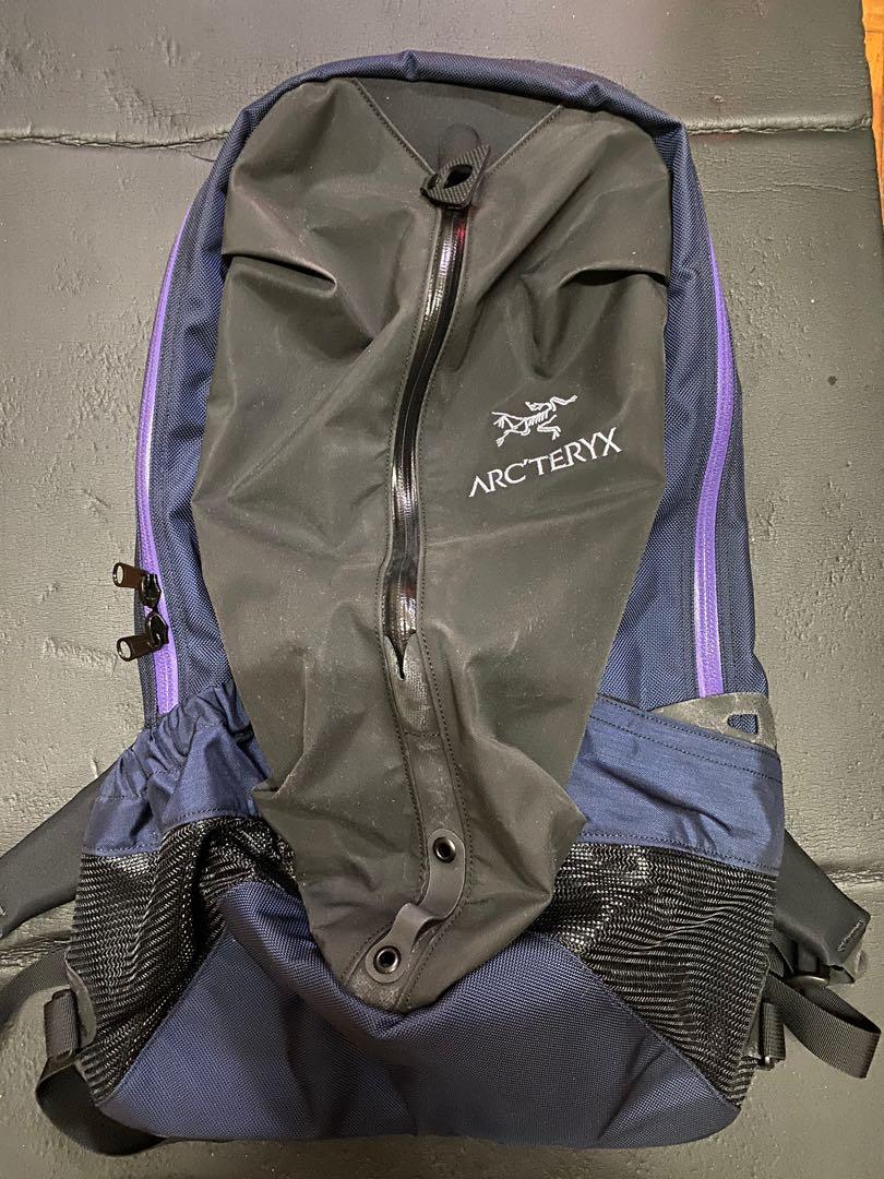 Arcteryx Arro 22 Black Sapphire Carousell