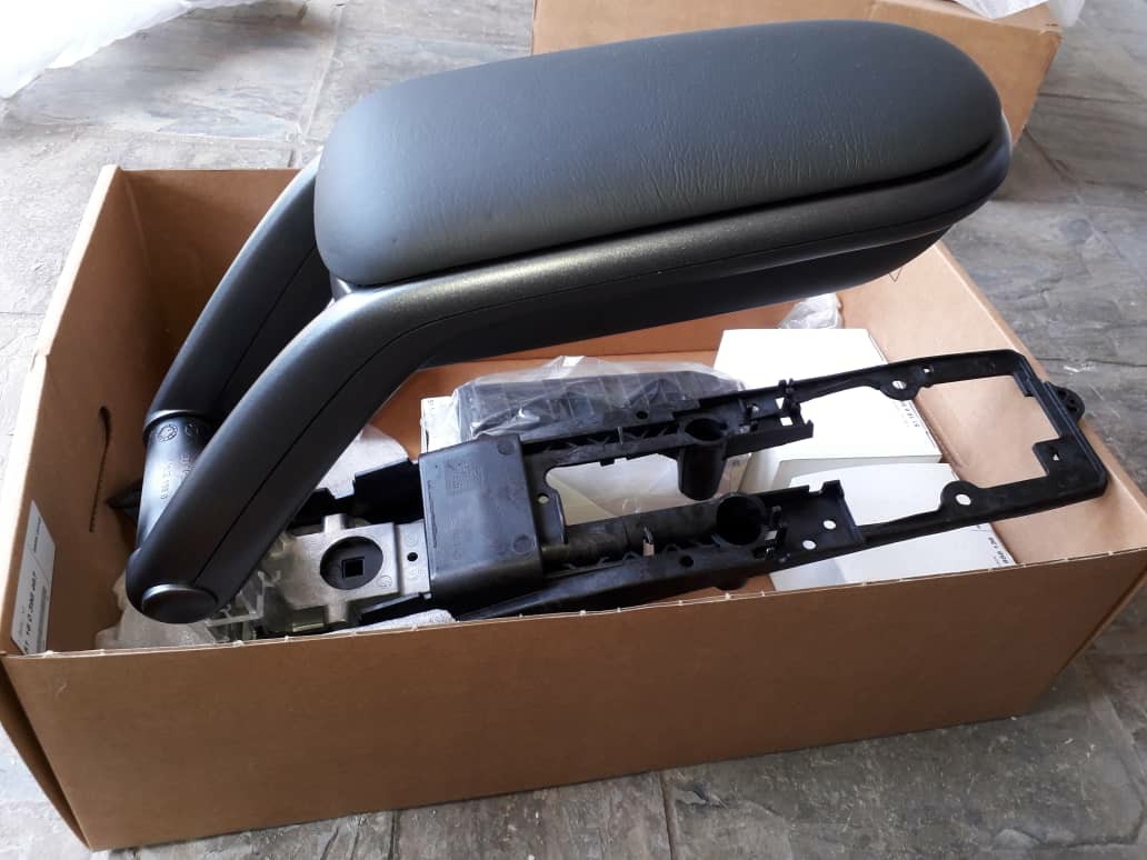 Mini cooper outlet r50 armrest