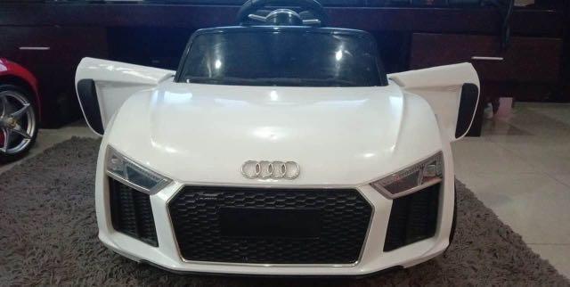 audi toy car battery