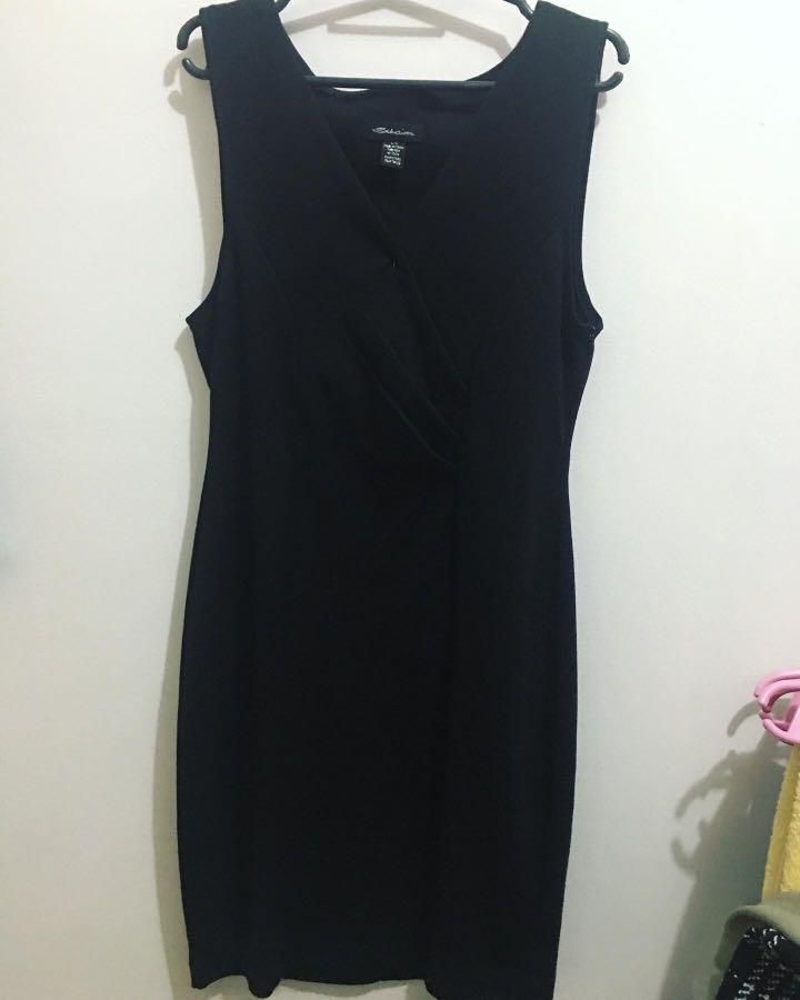 Black office dress M-L (Category: Dresses) located in Paranaque City. Submitted by aparadorniching (Listing ID 1022038318, Image 1). Description: Worn once only Color not faded and still in good condition.