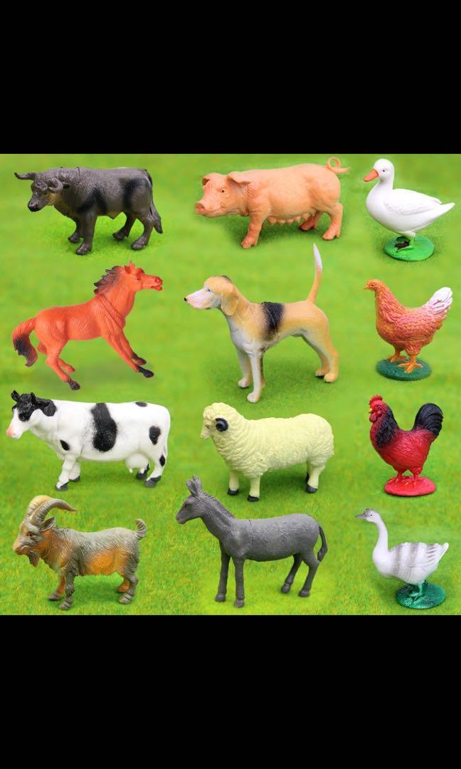 farm animal set with barn