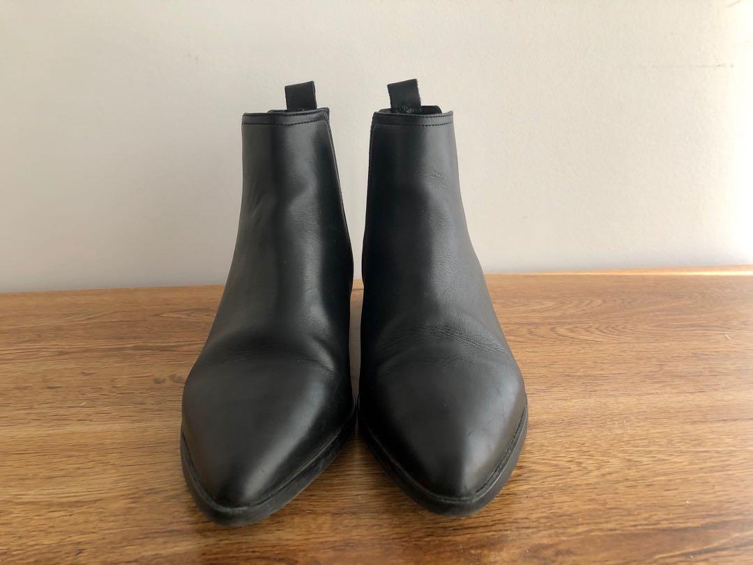 Fabianelli leather boots shop