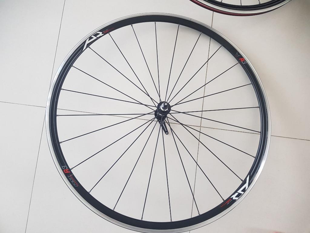 felt r3 hub
