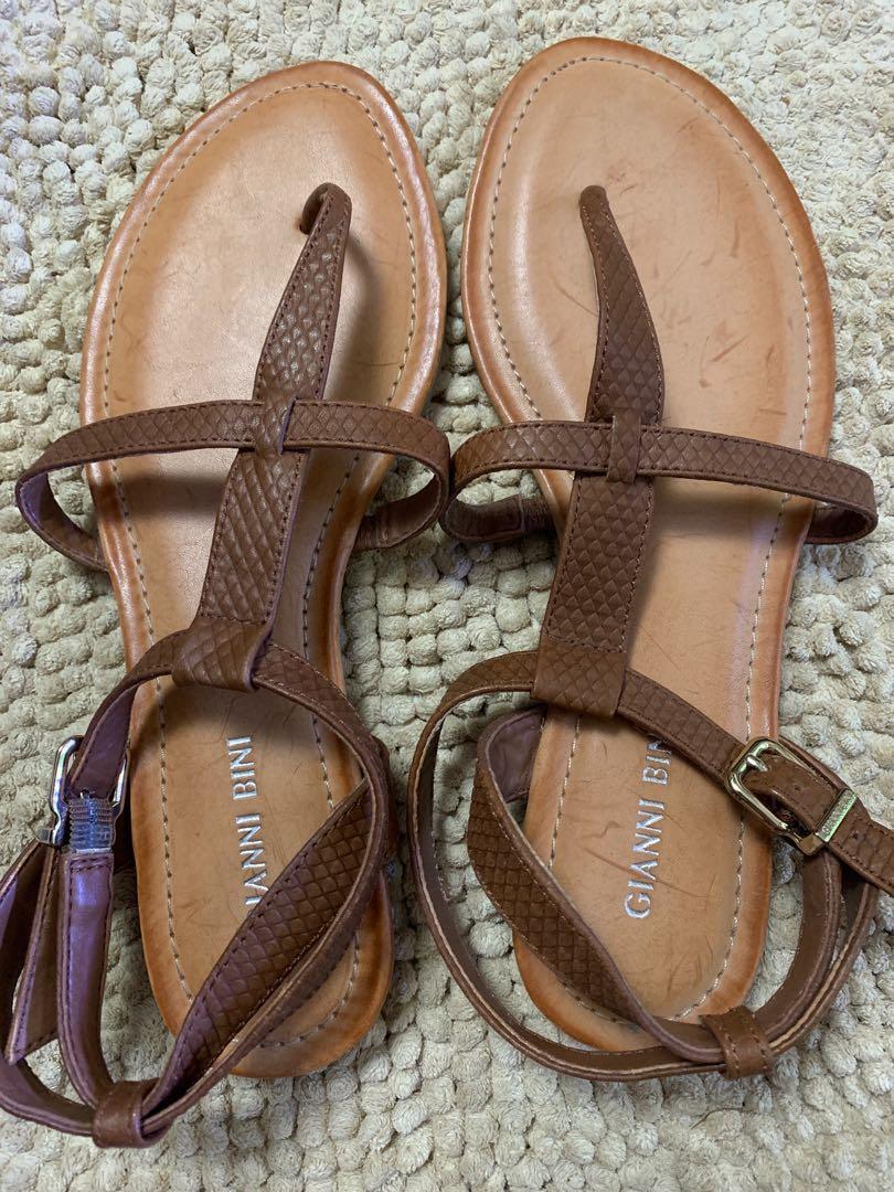 gianni bini flat sandals