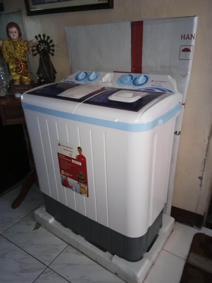 Hanabishi Washing Machine Twin Tub Marine Series 6 8kgs Tv Home Appliances Washing Machines And Dryers On Carousell