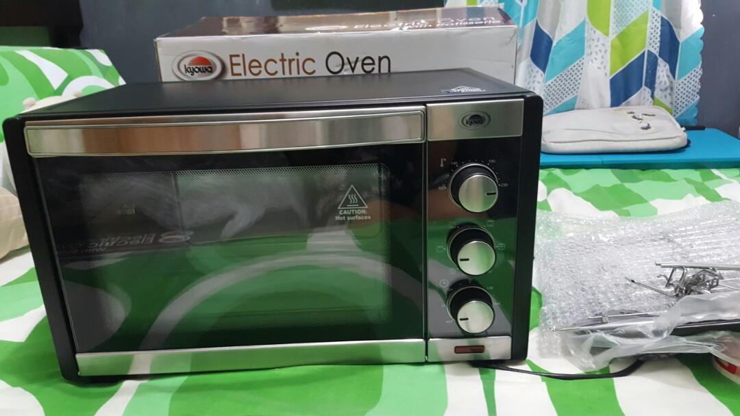Kyowa Electric Oven 28l With Rotisserie Home Furniture Home Appliances Cooking And Ovens On Carousell