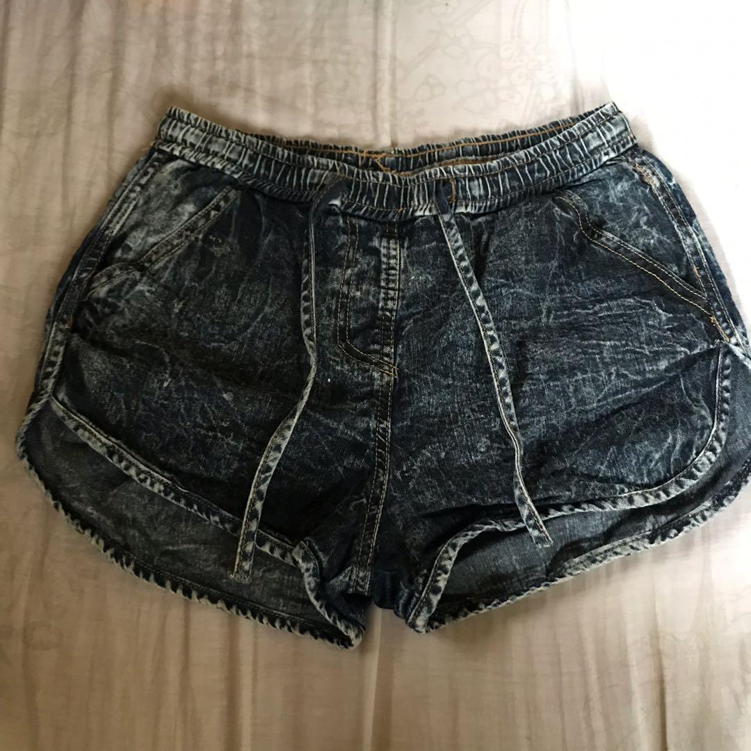 Short maong style shop