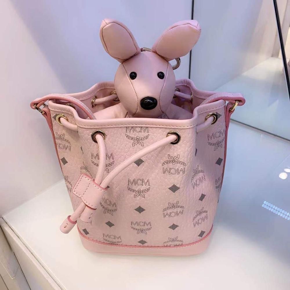 Mcm rabbit bucket bag online
