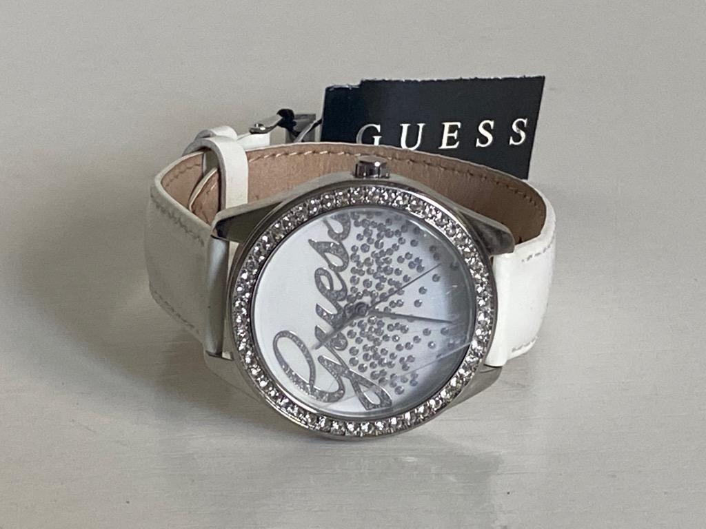 NEW GUESS SWAROVSKI CRYSTALS SILVER TONE WHITE LEATHER STRAP BRACELET WATCH 100 SALE