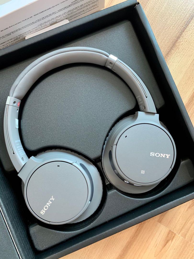 Sony ch700n wireless hotsell noise cancelling headphones