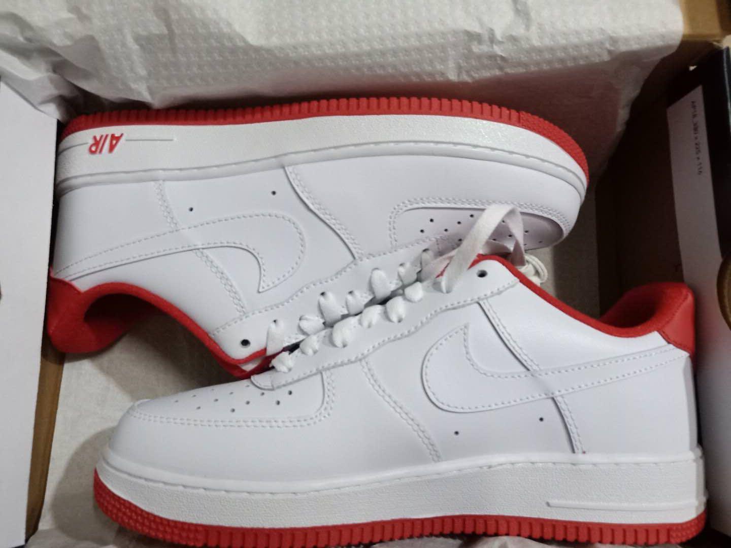 nike air force 1 red outline