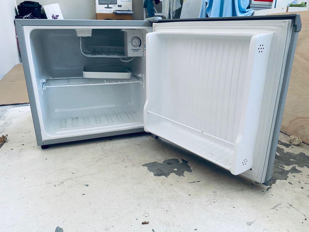 Panasonic Mini Bar Fridge NRAE51SH (NonCFC), TV & Home Appliances, Kitchen Appliances