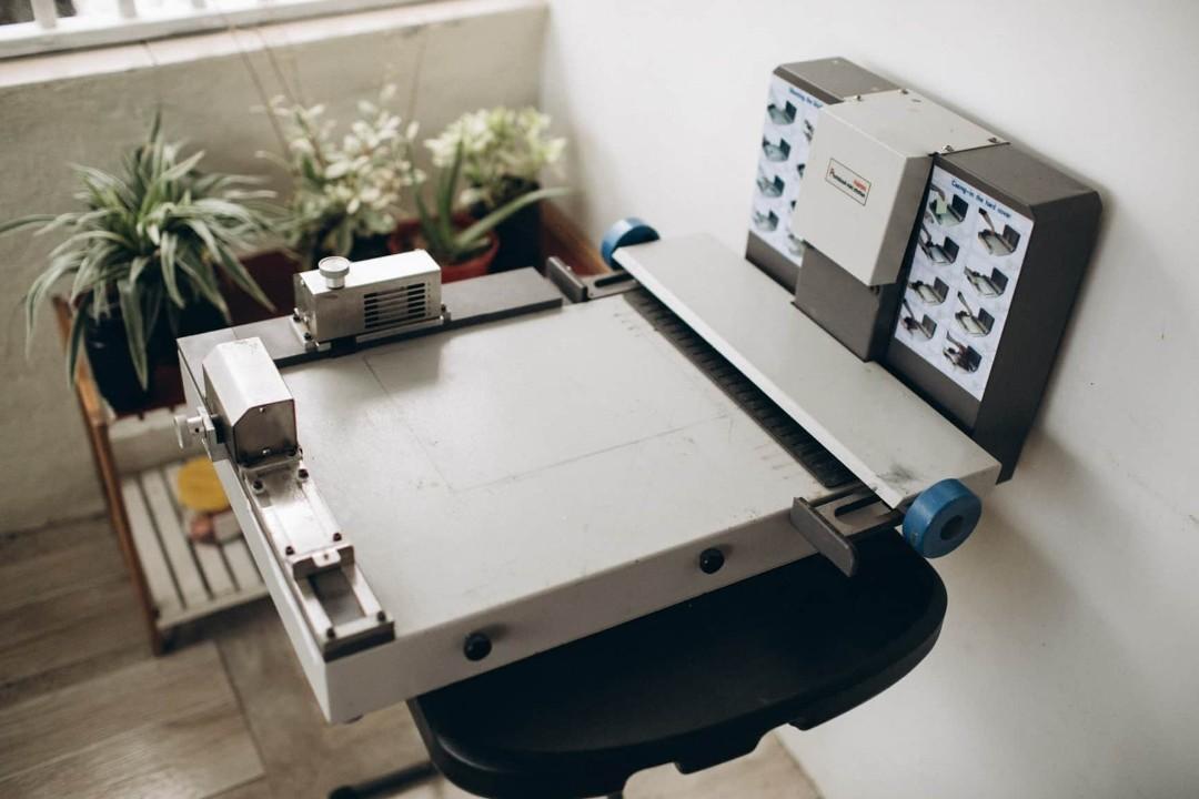 Photobook Album Making Machines, Furniture & Home Living, Office