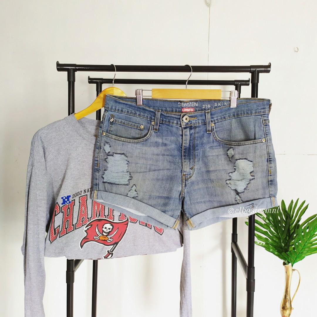 Levis plus shorts clearance