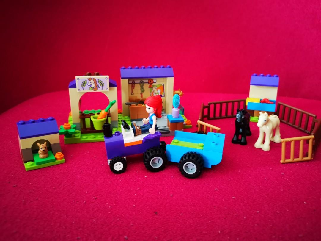 Pre-loved) Lego Friends 41361 Mia's Foal Stable, 41363 Mia's