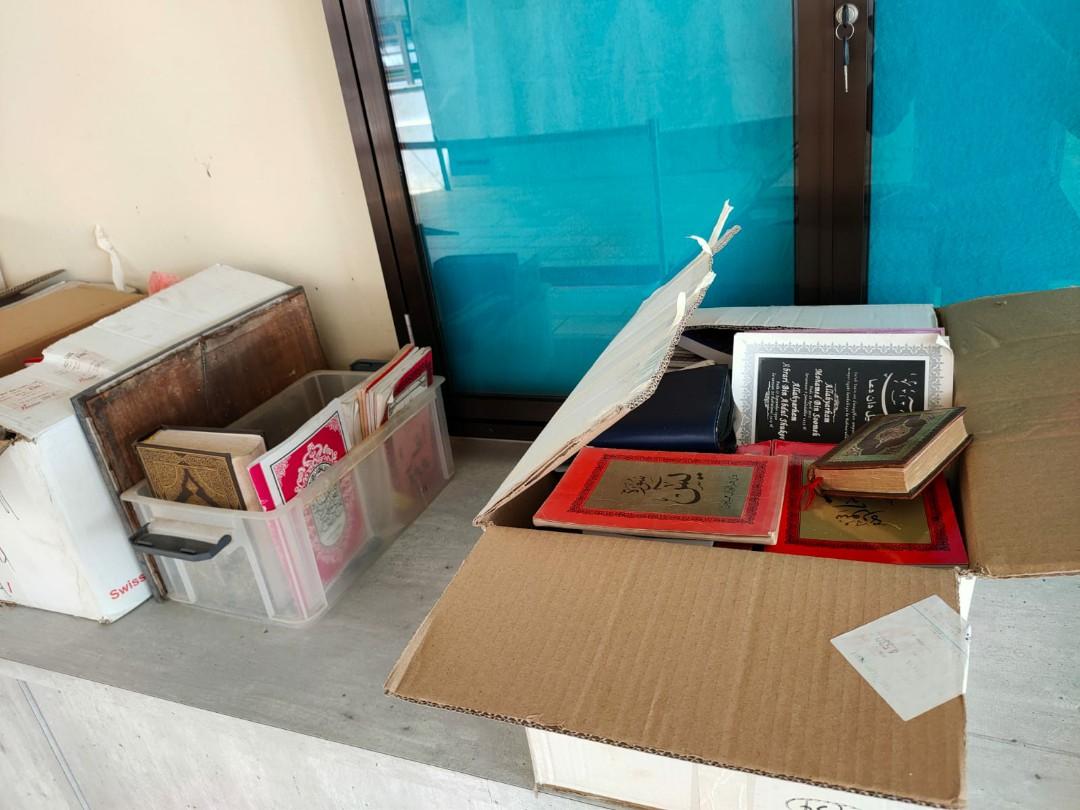 Quran Disposal Services, Hobbies & Toys, Memorabilia & Collectibles