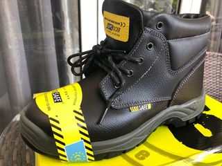 (Category: ) located in . Submitted by puteripreloved_items (Listing ID 1021895910, Image 1). Description: .
