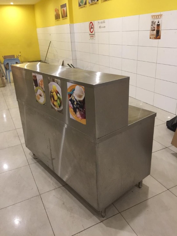 Stainless Steel Stall Cabinet With Sneeze Guard Kitchen Appliances On Carousell