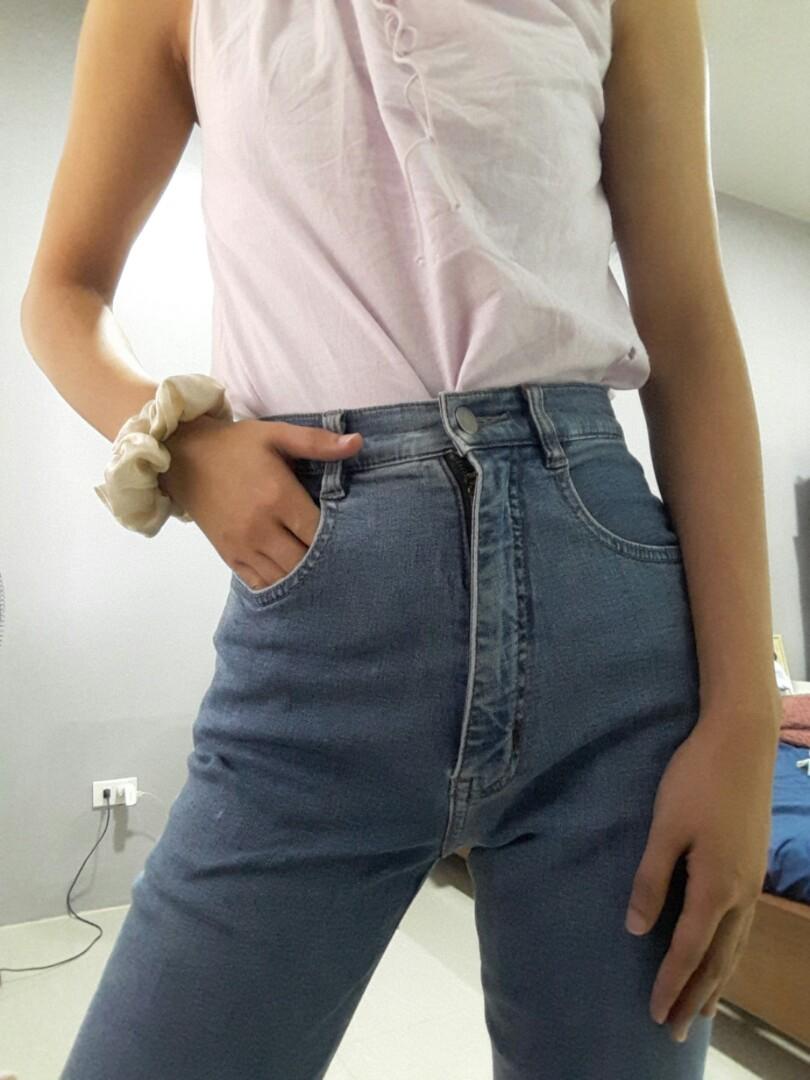 extra high waisted trousers