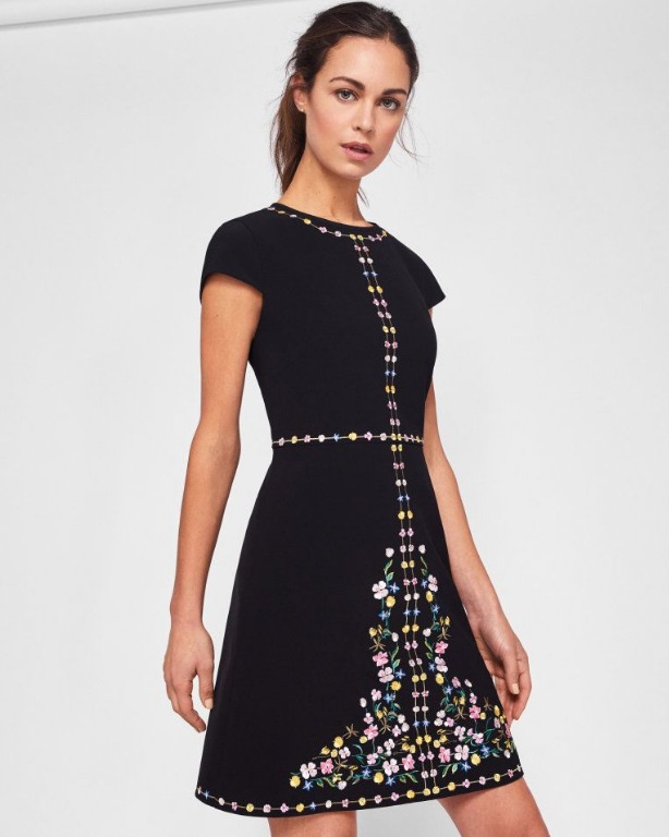 Ted Baker London Jeorjia Embroidered Cap Sleeve Dress, size1