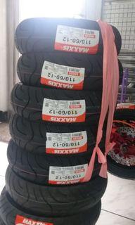 maxxis r1s