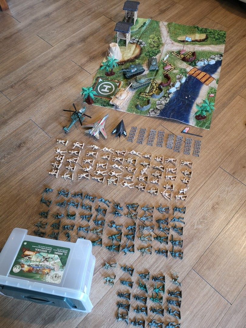 True heroes ultimate military playset online