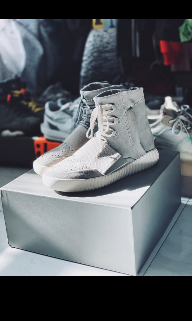 yeezy 750 og on feet