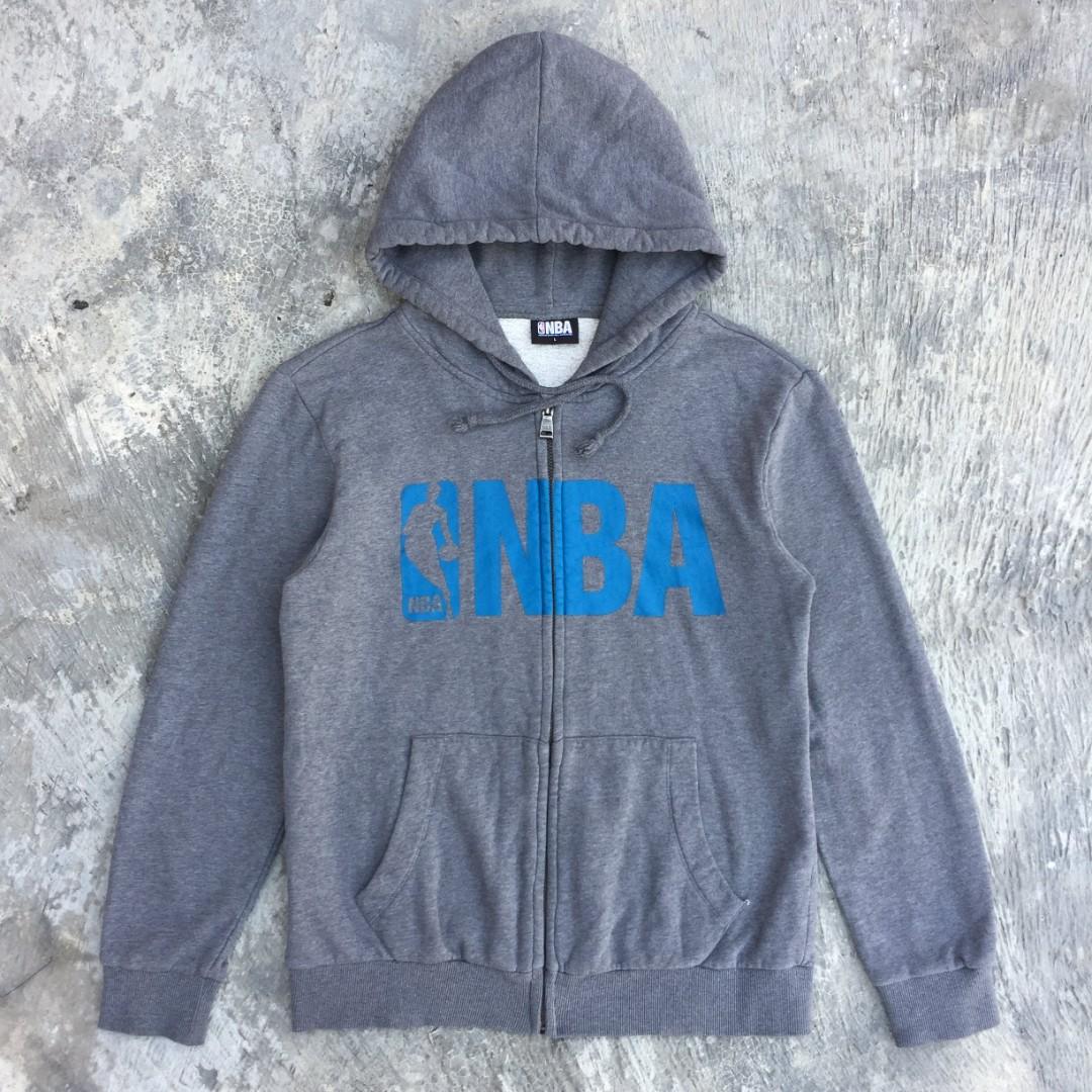 Zip hoodie nba original, Fesyen Pria, Pakaian , Atasan di Carousell