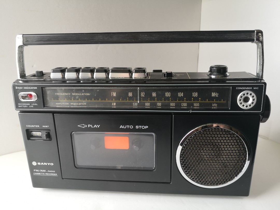 三洋SANYO M1700F 錄音機收音機radio 卡式帶機1978年熱烈慶祝衝破50