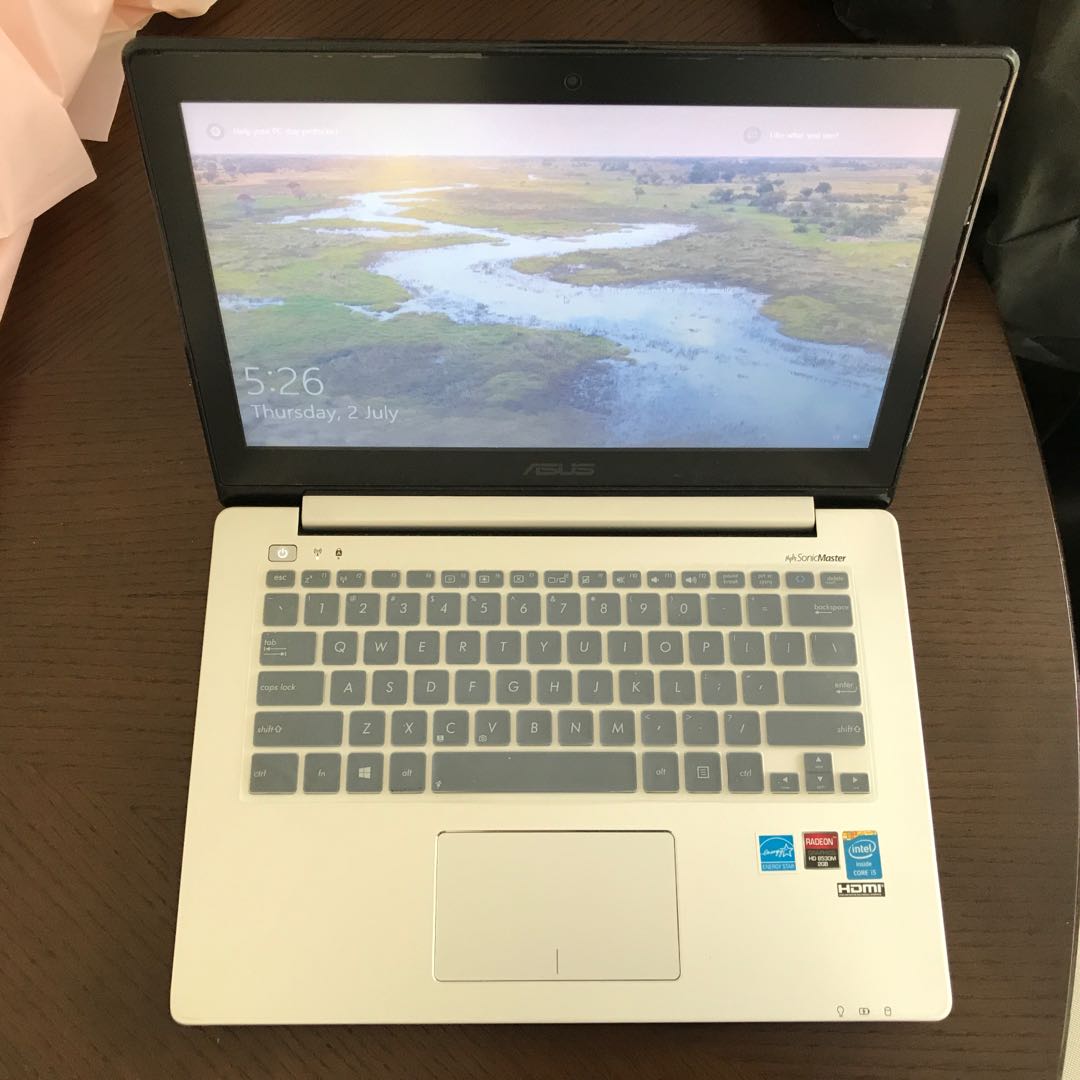 Asus Vivobook S301 laptop