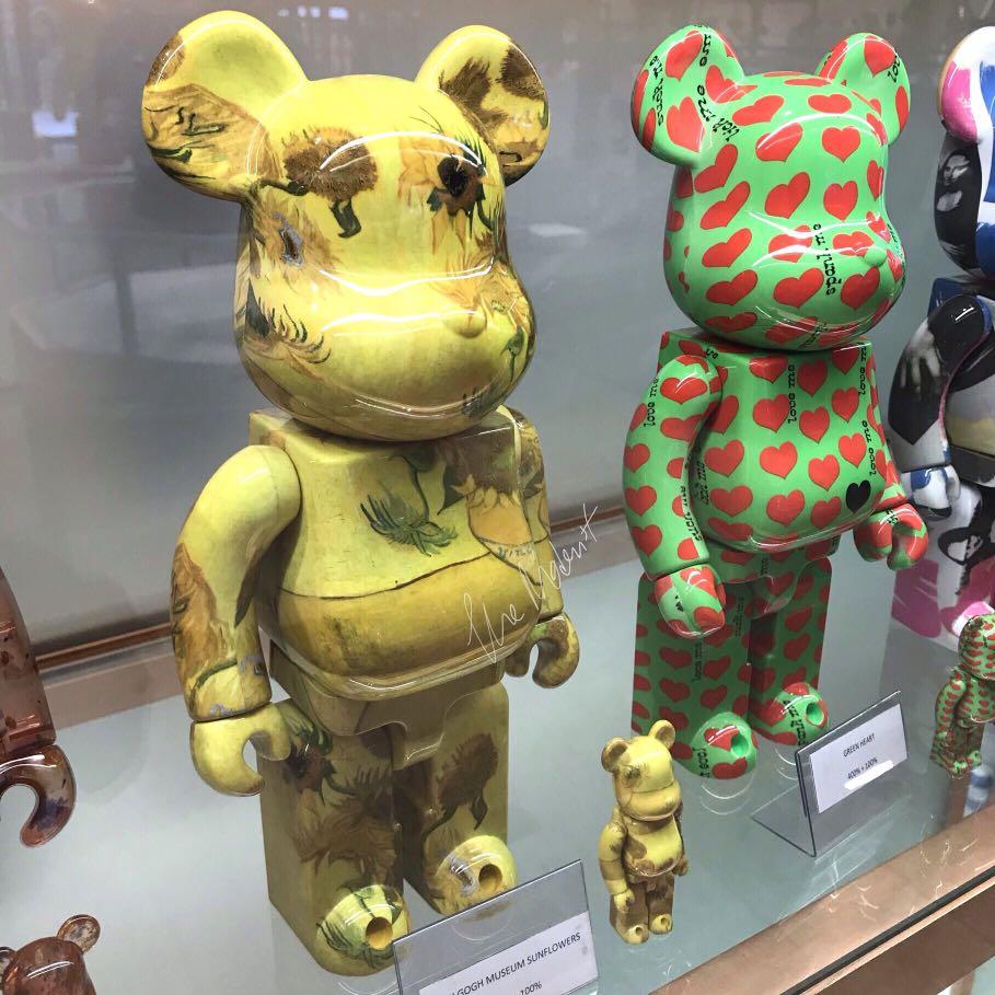 bearbrick van gogh