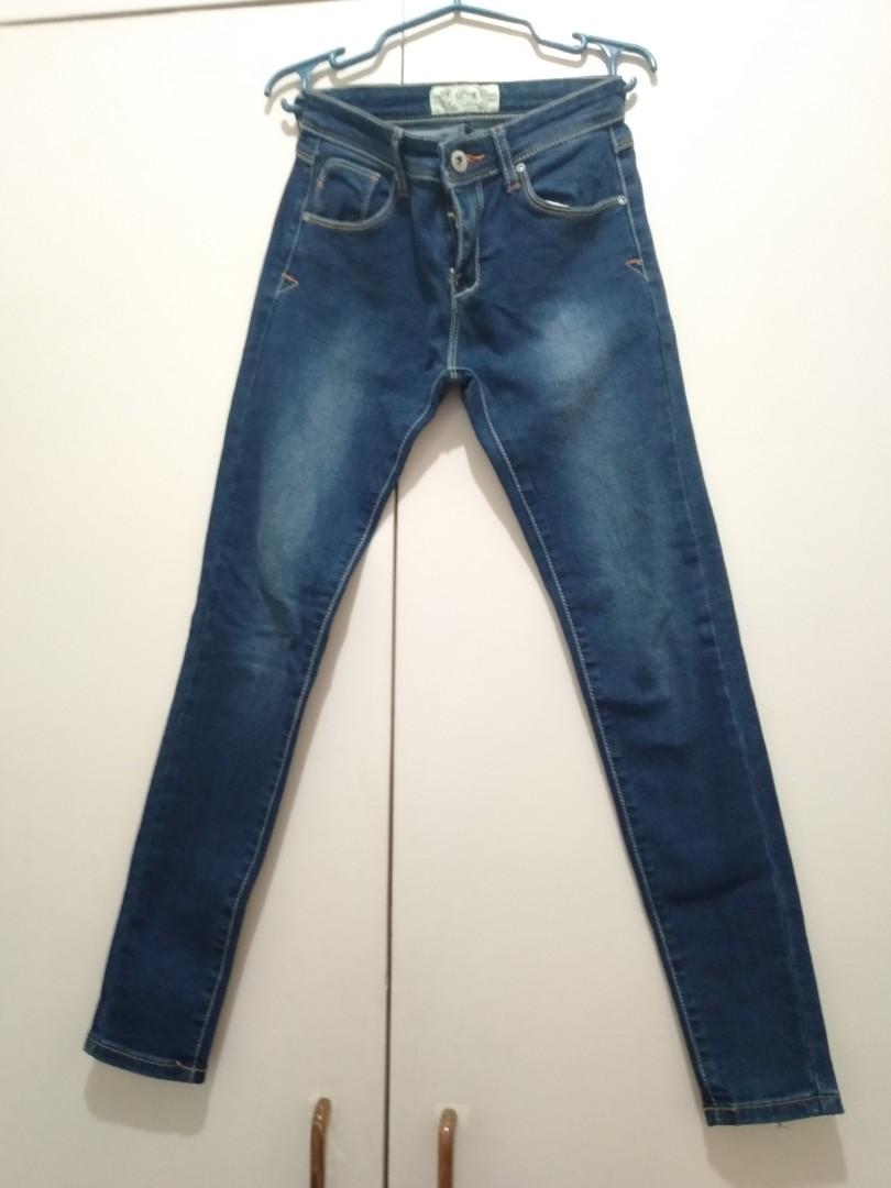 bny jeans price