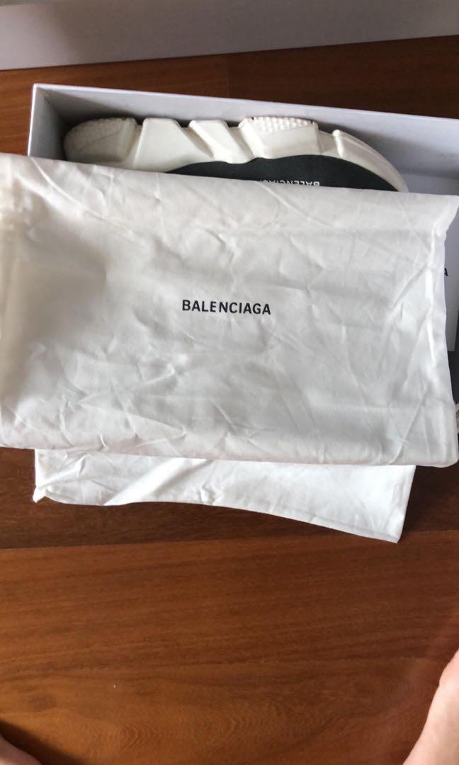 Balenciaga speed trainer dust bag deals