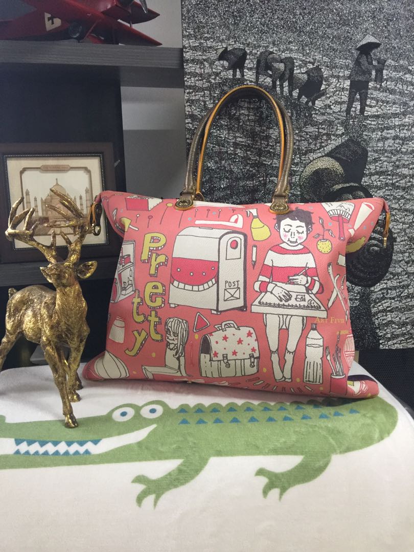 Brera Art Fever The Strange Two-Way Bag, Luxury, Bags & Wallets on Carousell