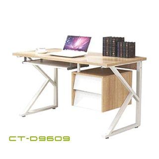Computer Table Minimalist Style