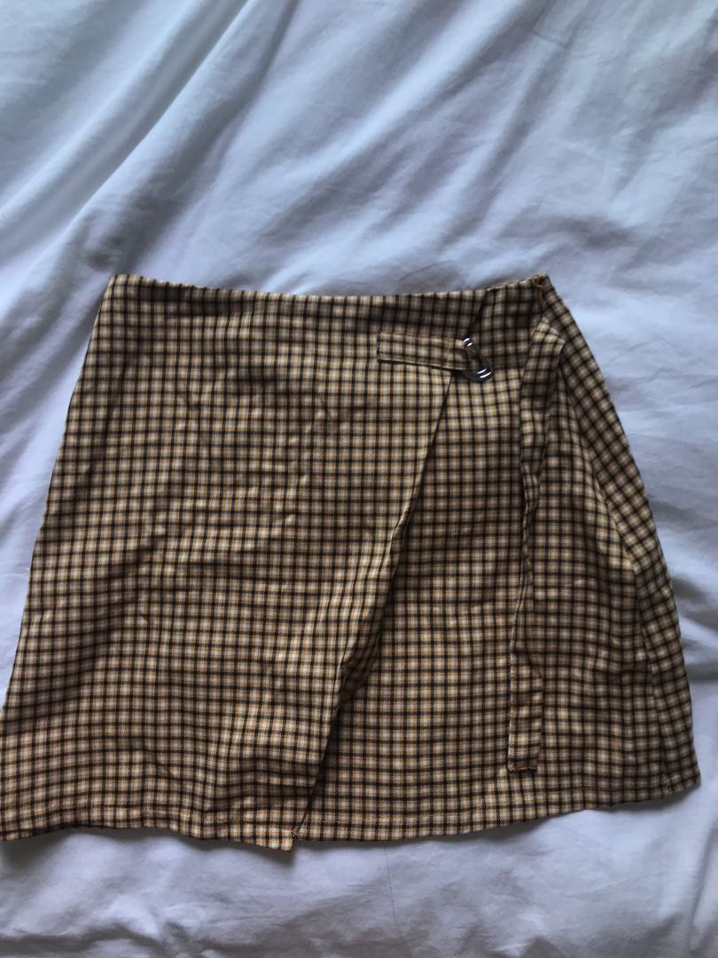 Cotton on yellow skirt Clearance