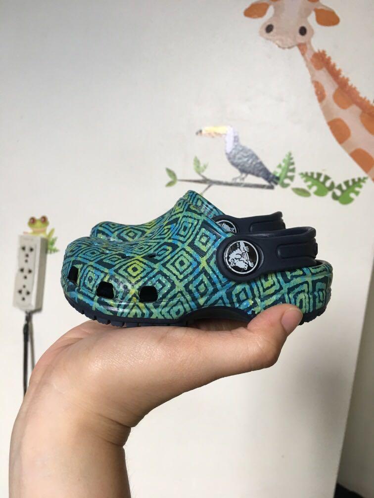 baby crocs size 4c