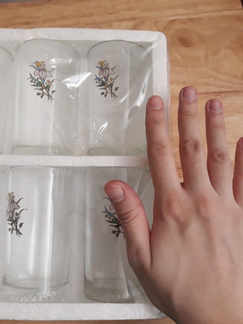 Floral drinking glass set (unused) (Category: Dinnerware & Cutlery) located in Las Pinas. Submitted by makamart (Listing ID 1017722771, Image 3). Description: PLEASE READ: - price is fixed - preferably for pick up because I don't have bubble wraps at the moment - for shipping and meet up details, visit my profile and go to the "about" section🙂.