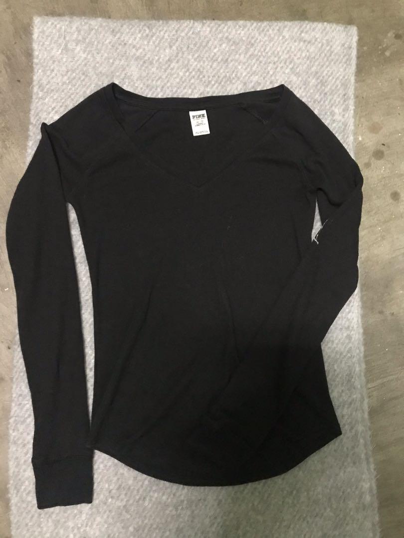 fitted v neck sweater